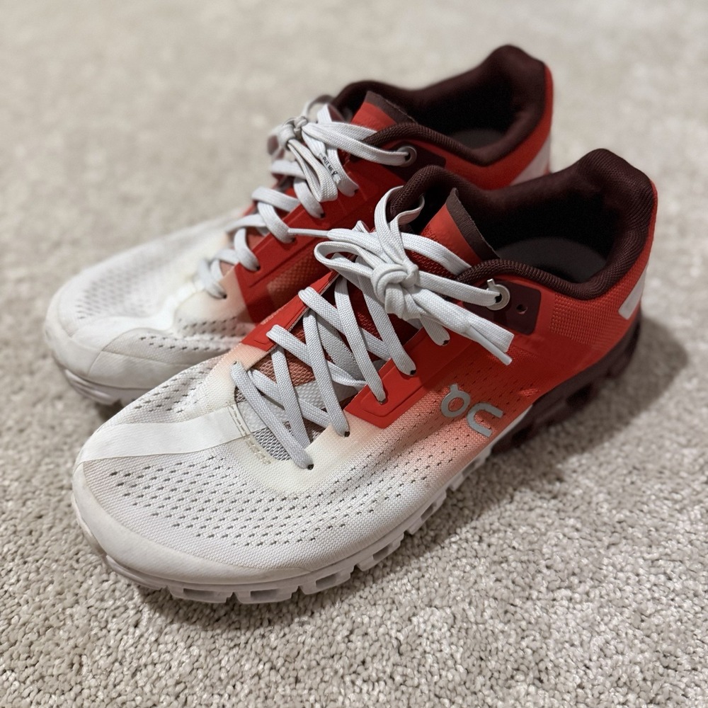 On Running Cloudflow Women's Size 8 White Orange Red Rust Running Athletic Shoes